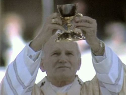 John Paul II celebrating Mass with Santo Caliz
